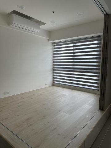 LingYao Wu - 調光簾 LingYao Wu - 調光簾