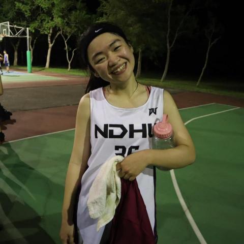 提供顧問公司服務的專家曼曼