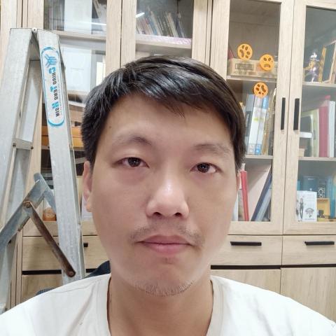 提供電力服務的專家陳昌麟