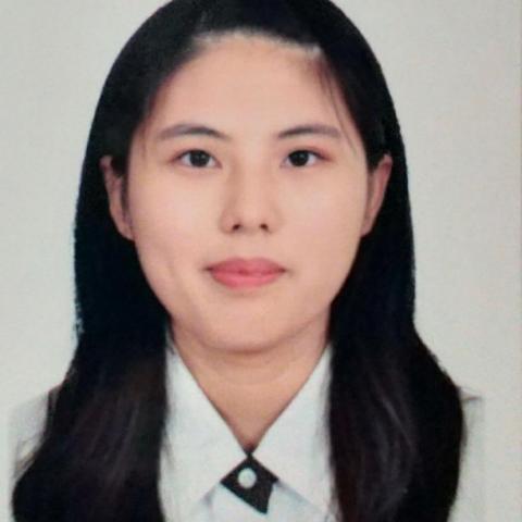 提供兼課服務的專家Betty Zheng