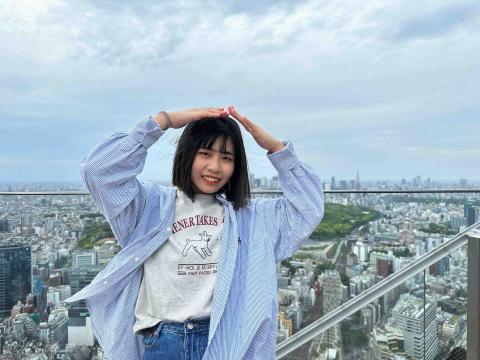 提供排球服務的專家莊婷之