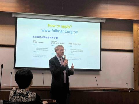 Yu Chen - 參與講座能讓我開闊視野，對生活更有前進的目標！