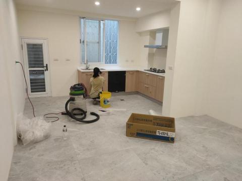 旭浪工程有限公司 - 輕裝潢清潔中