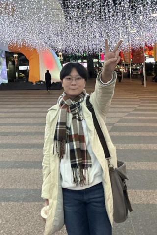 提供內湖社區大學服務的專家張羽葶