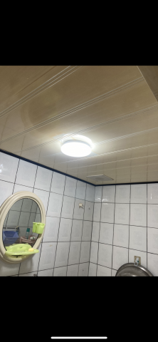 皇昊工程 水電小豪  - 電燈安裝