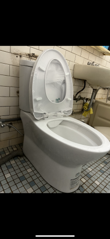 皇昊工程 水電小豪  - 馬桶安裝