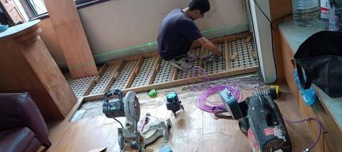 盟凱里國際有限公司 - 地板鋪設