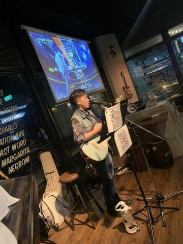 參伍捌工作室（阿徐） - 於M9餐酒館駐唱側寫