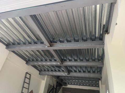 黃健榮 - 樓層板 鋼構 黃健榮 - 樓層板 鋼構