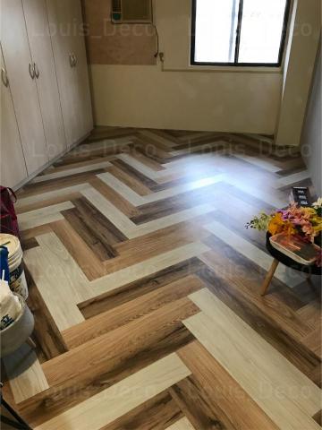 Louis_Deco - 特色旅店_塑膠地板三色隨機人字貼 Louis_Deco - 特色旅店_塑膠地板三色隨機人字貼