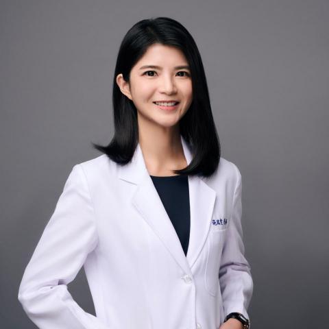 提供營養師服務的專家施瑞雯營養師