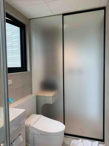 B.X專業隔熱紙 - 廁所 霧膜施工 B.X專業隔熱紙 - 廁所 霧膜施工