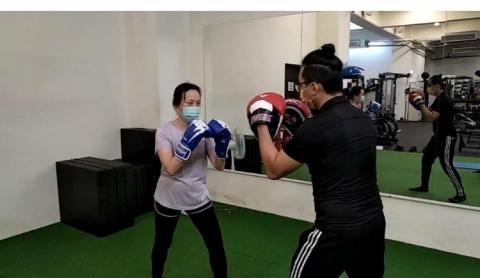 Coach-Roman - 上班族-拳擊體適能-爆發力,敏捷,右腦反應。 Coach-Roman - 上班族-拳擊體適能-爆發力,敏捷,右腦反應。