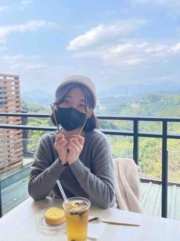 提供111數b服務的專家洪莘宥