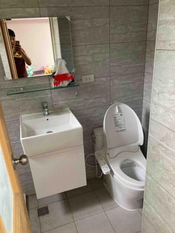 黃小田 - 廁所翻修