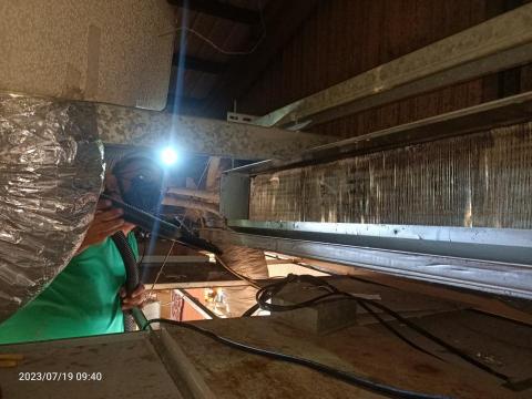 尚禾 - 吊隱式冷氣集水盤阻塞,水流不順(修改管路後)準備逆洗中