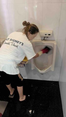 包賀清潔股份有限公司 - 廁所清洗