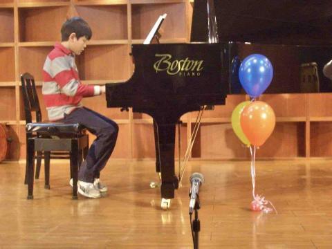 🎼慕提音樂教室🎹鋼琴教學．專業鋼琴調音  (提供到府) - ♫學生音樂演奏會