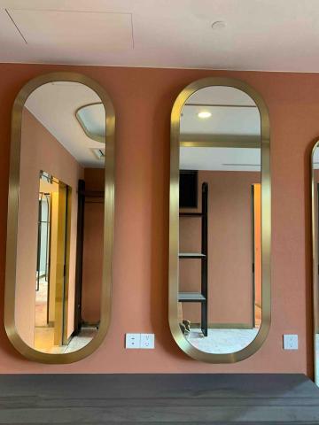 奕銘工程行 - 不鏽鋼金屬鍍鈦弧形化妝鏡