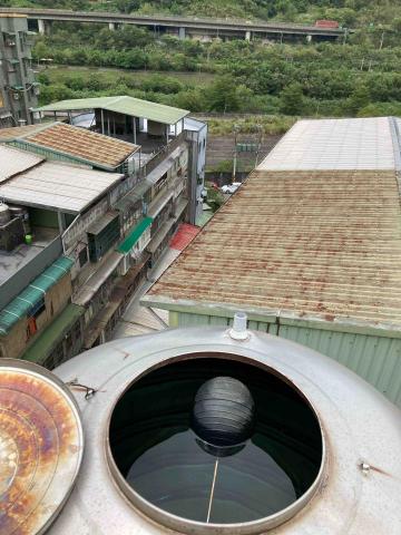 水電傑出青年 - 水塔浮球更換-前