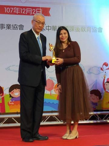 BELLE - 107年補教師鐸獎頒獎