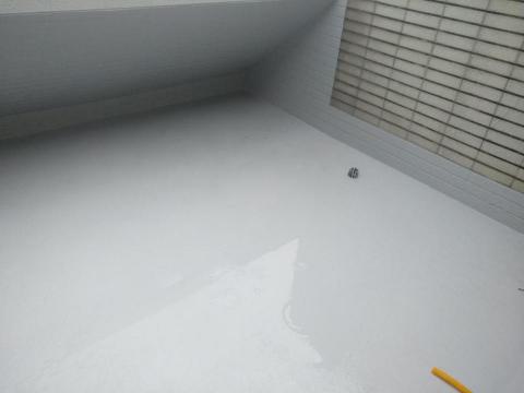 翊鋠水電油漆工程 - 頂樓防水工程 試有無漏水現象