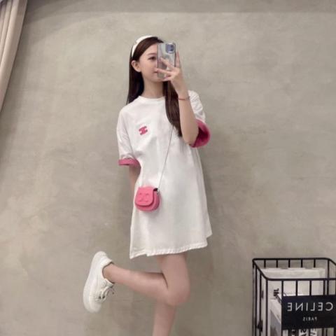 提供線上家教服務的專家Tina