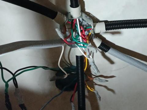 翊鋠工程有限公司 - 新增線路與抽換舊線