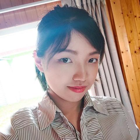 提供卡通氣球棒服務的專家蔡阡軒