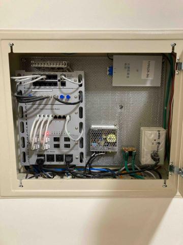 金容資訊系統整合 - 社區管理大樓(戶內、戶外)
網路佈線、跨樓層佈線、查修服務~ 金容資訊系統整合 - 社區管理大樓(戶內、戶外)
網路佈線、跨樓層佈線、查修服務~