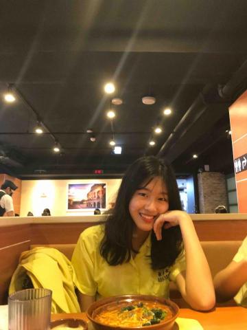 提供麻豆夜市服務的專家周芷嫻