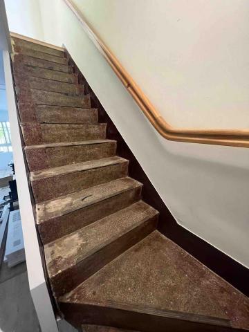 裕丞地板 - 周武街樓梯施工前