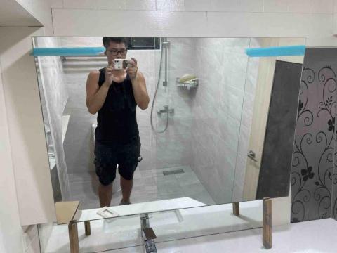 許廷亦 - 明鏡安裝