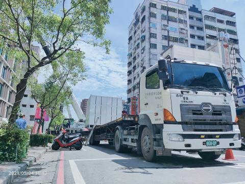 宮念祖 - 高雄市區大型物件運輸 吊掛