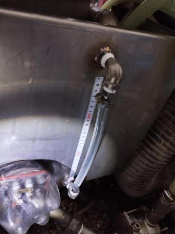 居家修繕/不鏽鋼、鐵件維修加固-魏師傅 - 模具廠降溫設備補水(可視化液面高度)開孔+焊螺牙2 居家修繕/不鏽鋼、鐵件維修加固-魏師傅 - 模具廠降溫設備補水(可視化液面高度)開孔+焊螺牙2