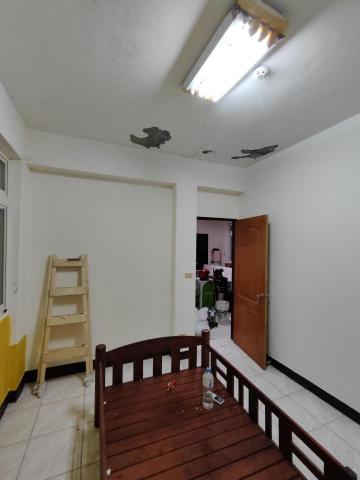 豪派工程行 - 壁癌雅房粉刷前