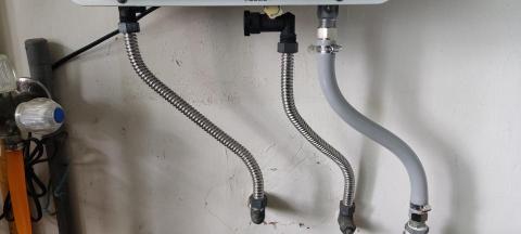 郭仁傑 - 更換檢驗合格瓦斯軟管