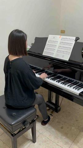梁老師鋼琴工作室 - 成人鋼琴 梁老師鋼琴工作室 - 成人鋼琴