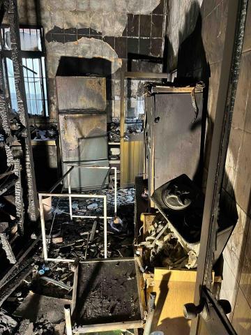 優迅拆運工程 - 客戶廚房火燒修繕工程 優迅拆運工程 - 客戶廚房火燒修繕工程