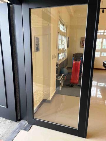 勇匠漆職人/油漆室內外塗裝 - 大門/ 烤漆系列 勇匠漆職人/油漆室內外塗裝 - 大門/ 烤漆系列