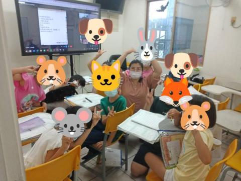 BELLE - 混齡教學1-3年級
疫情緩和後線上線下同步教學