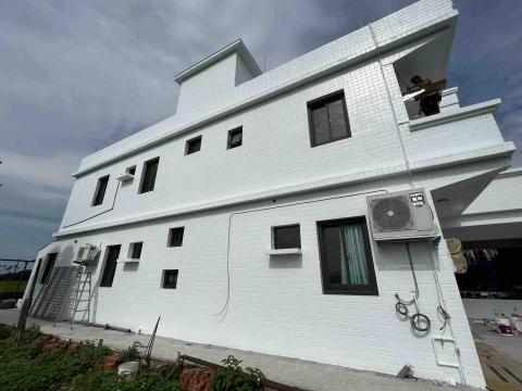 勇匠漆職人/油漆室內外塗裝 - 外牆防水底漆+防塵面漆 勇匠漆職人/油漆室內外塗裝 - 外牆防水底漆+防塵面漆