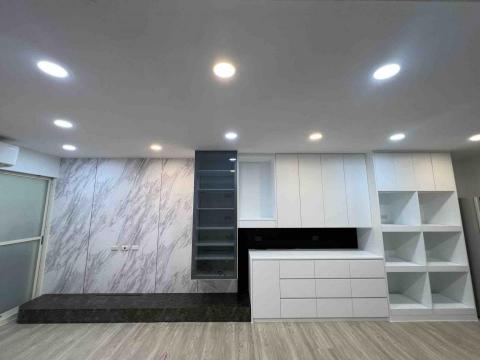 呈石有限公司 - 