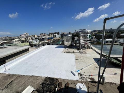 錩育有限公司 - 桃園八德-頂樓隔熱防水(施工中) 錩育有限公司 - 桃園八德-頂樓隔熱防水(施工中)