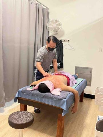 加輦邦推拿按摩 - 滑罐調理