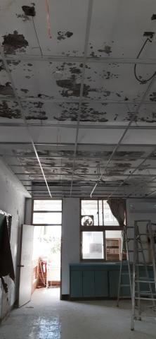 林文景 - 天花板嚴重壁癌施工