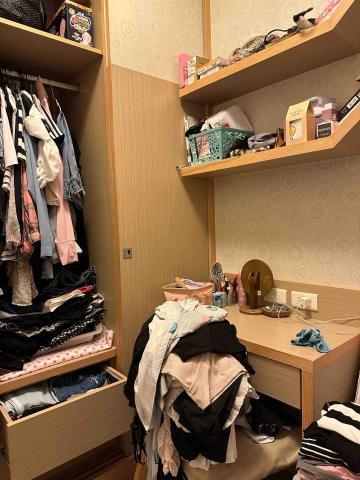 伍肆妻家事清潔公司 - 衣服凌亂的挑起分收納！