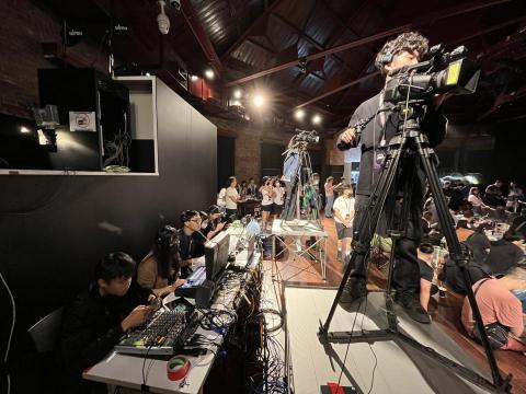 林鼎綸 - 多機轉播