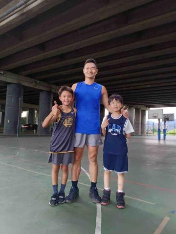 Jayson_Sun Basketball - 自加拿大暑期返台學生
