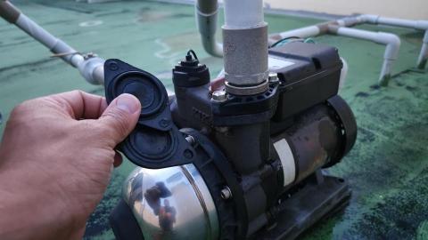 水電葉師傅 - 加壓機的止水墊片那裡會漏...而且是斷的，無奇不有